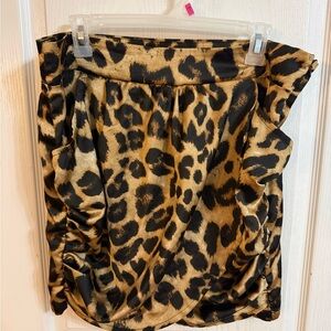 PrettyLittleThing Leopard Print Mini Skirt
